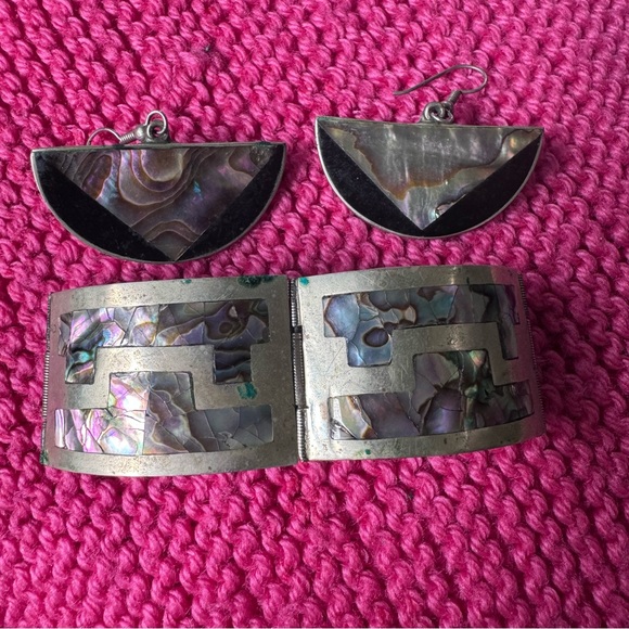 Vintage Alpaca Silver Mexican Black Enamel & Abalone Shell Dangle Drop Earrings - Picture 6 of 6